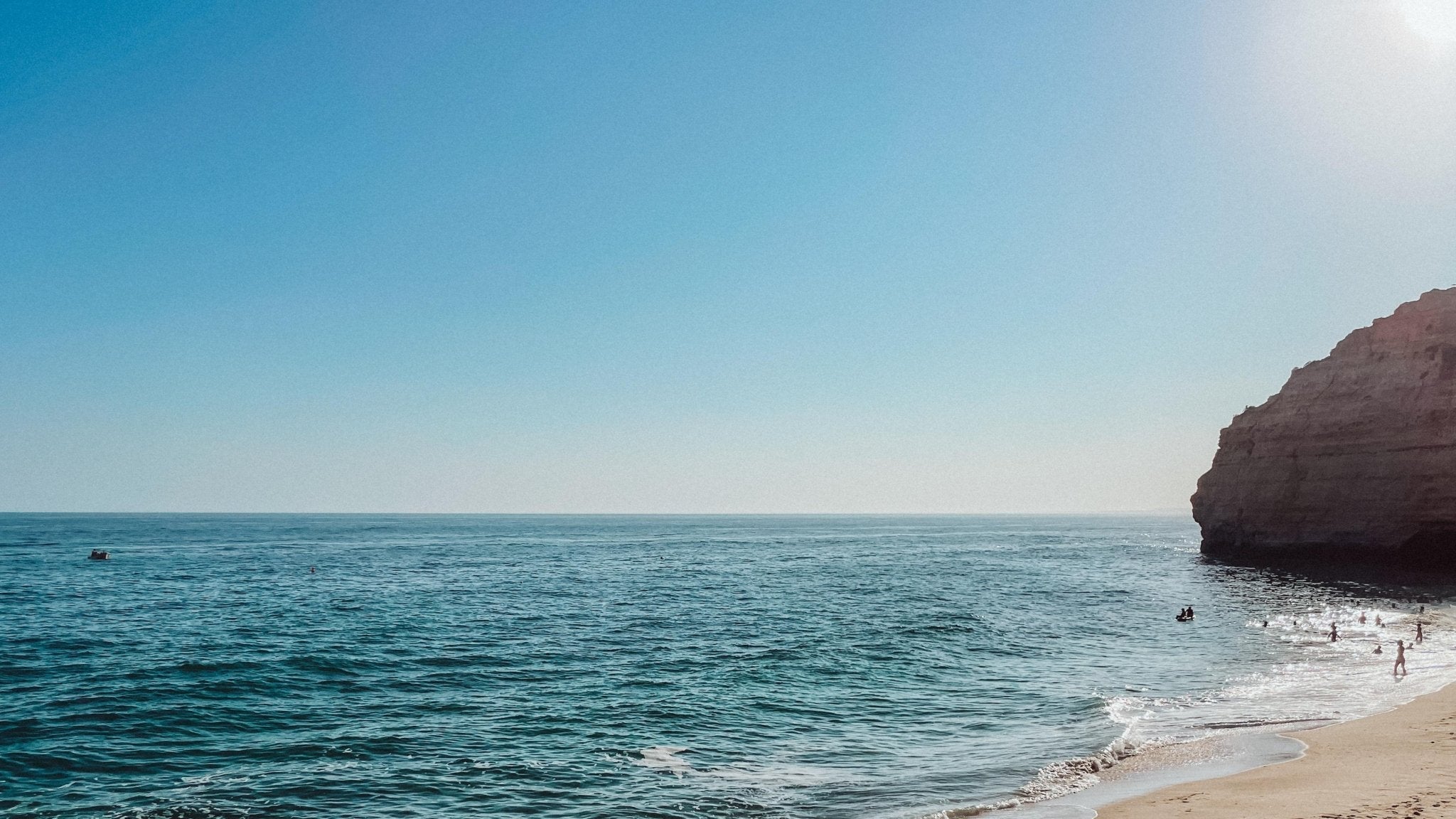 De glinstering is terug bij Dona Aurora design sieraden - Dona Aurora