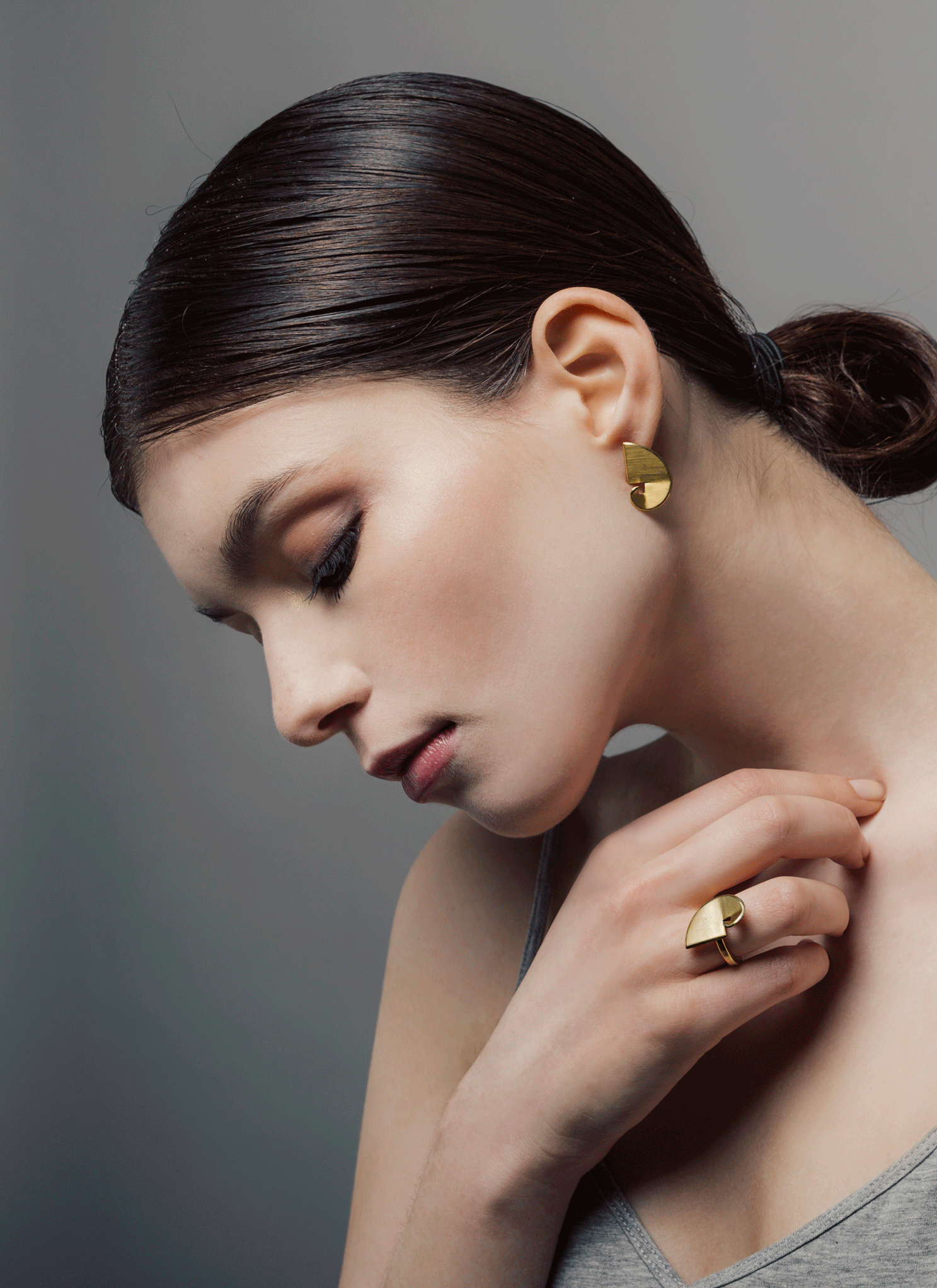 Schitter deze herfst en winter met betekenisvolle sieraden - Dona Aurora