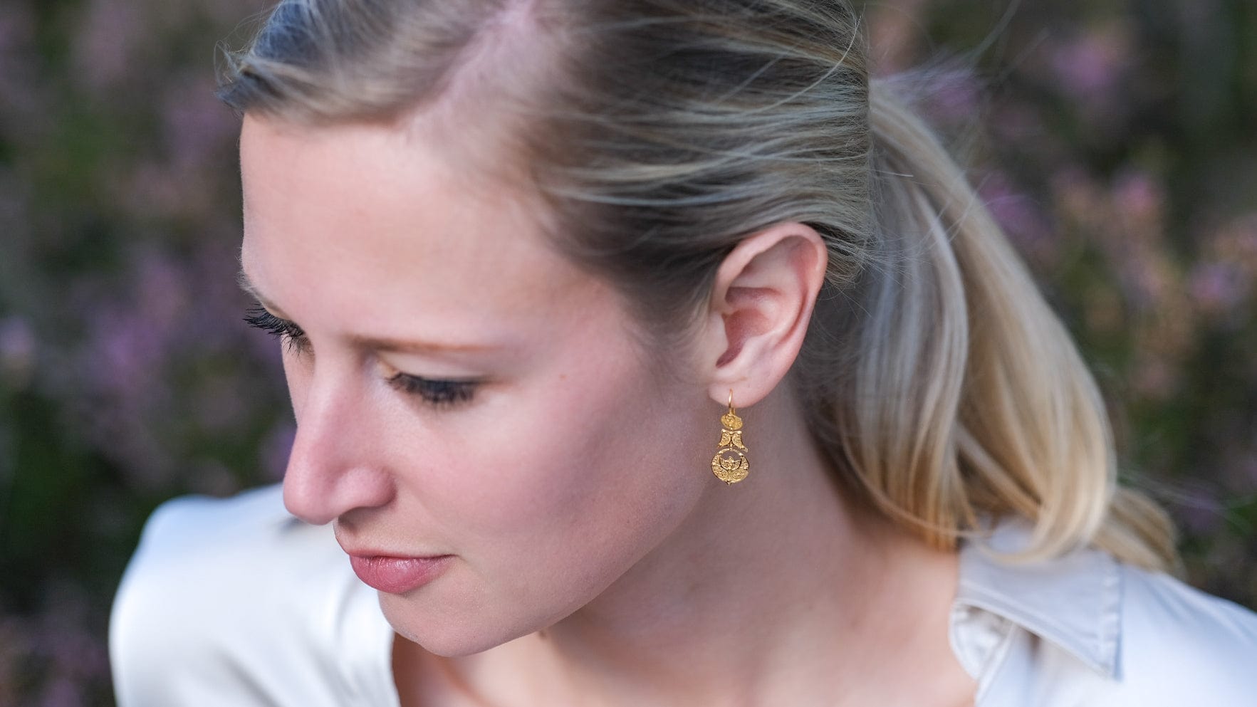 Sierlijke gouden filigraan oorbellen - Dona Aurora