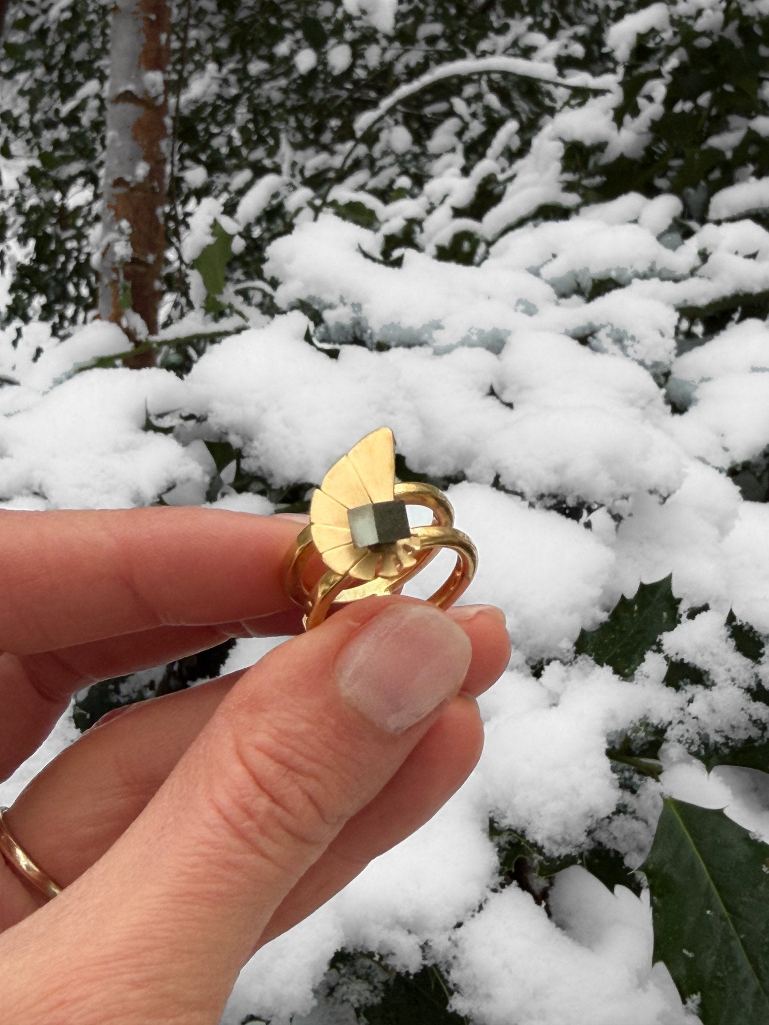 Vergulde designer ring met pyriet - Dona Aurora