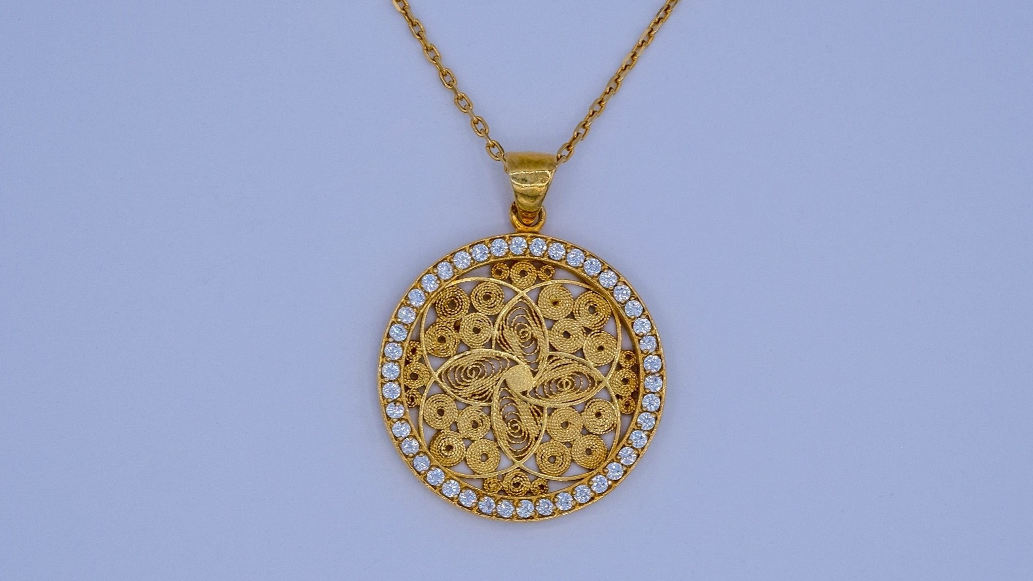 Dreamcatcher ketting met zirkonia's verguld - Dona Aurora