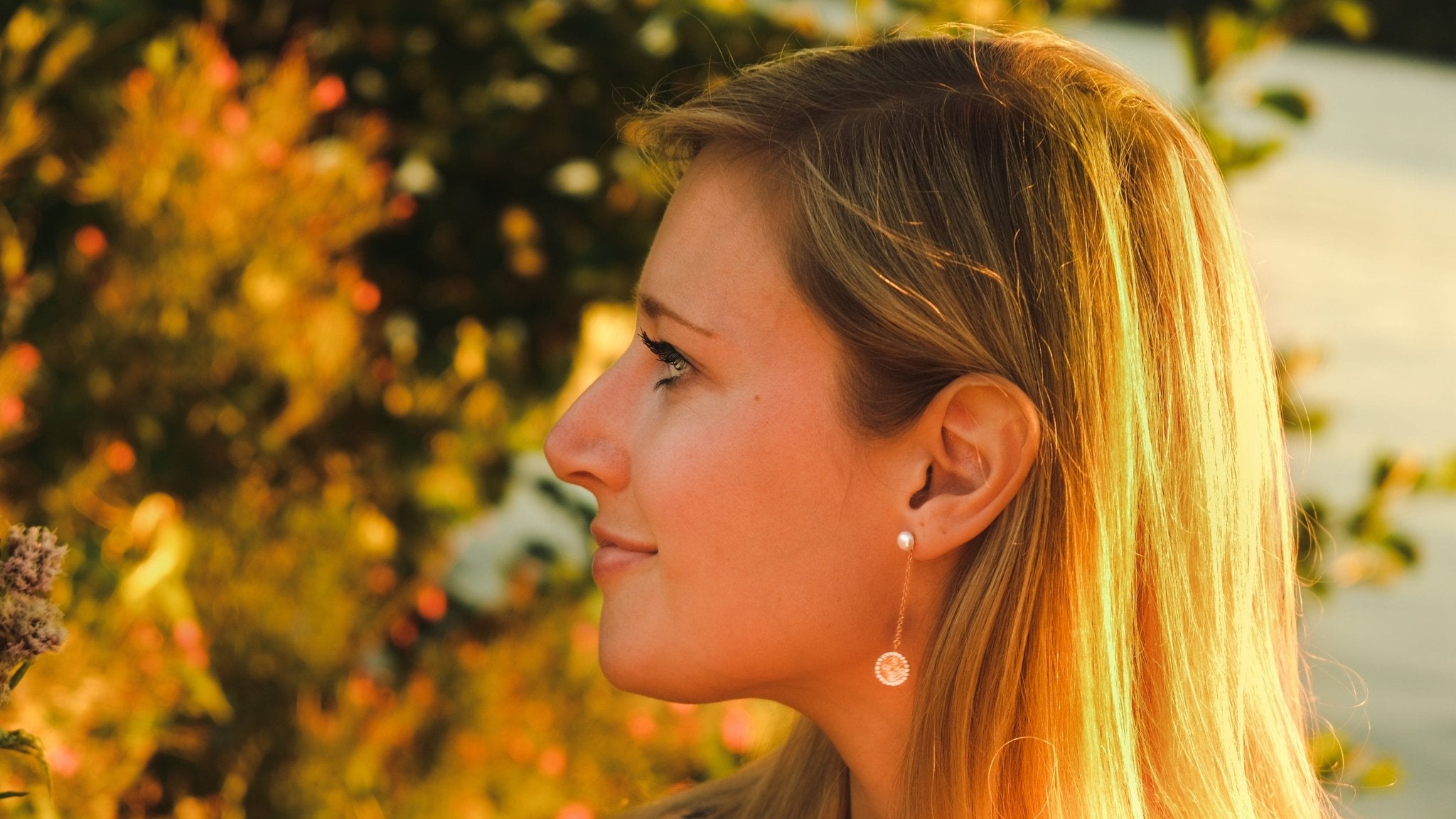 Dreamcatcher oorbellen met parel en zirkonia's verguld - Dona Aurora