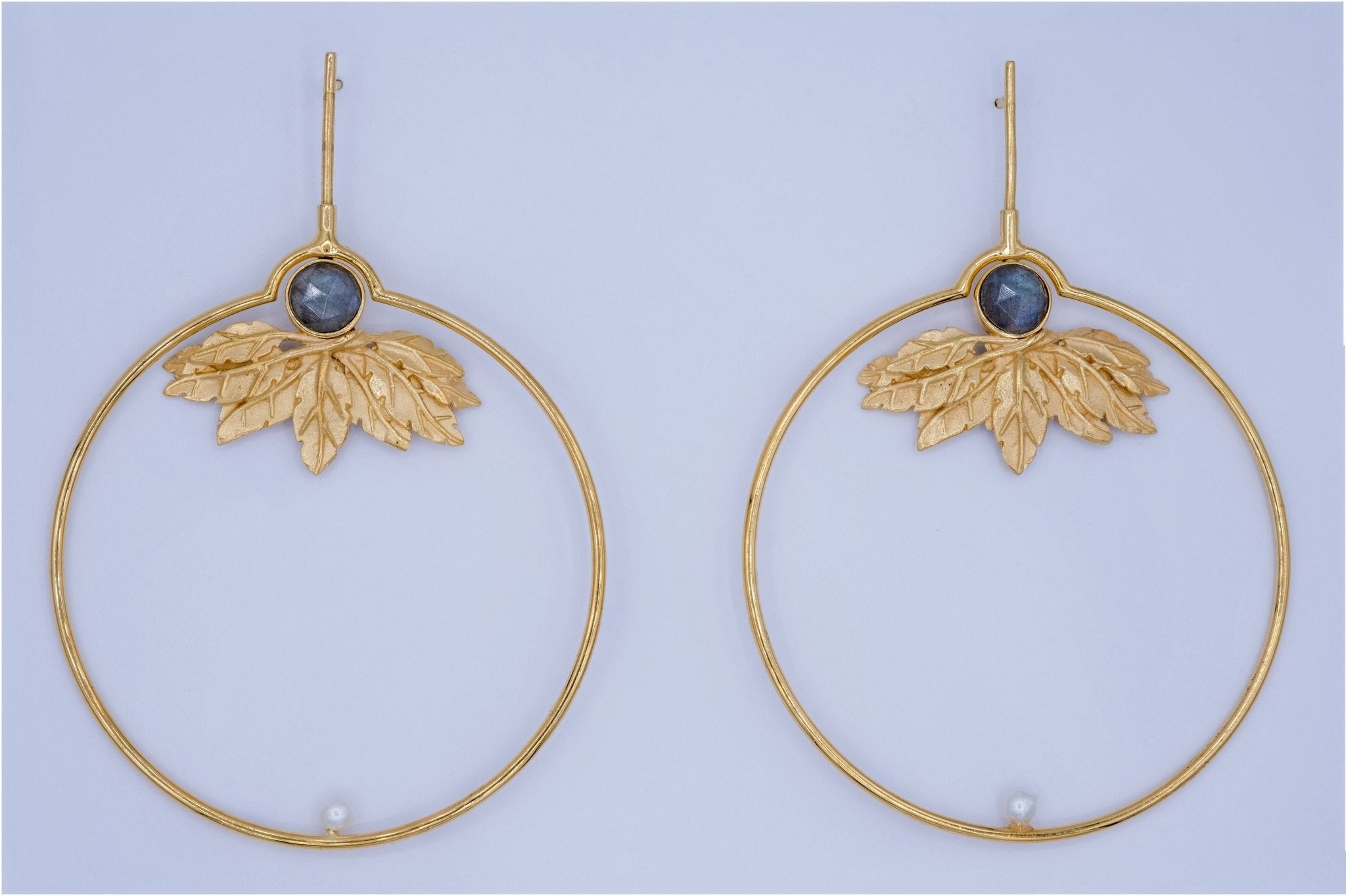 Fall leaf oorringen met parels en labradoriet - Dona Aurora