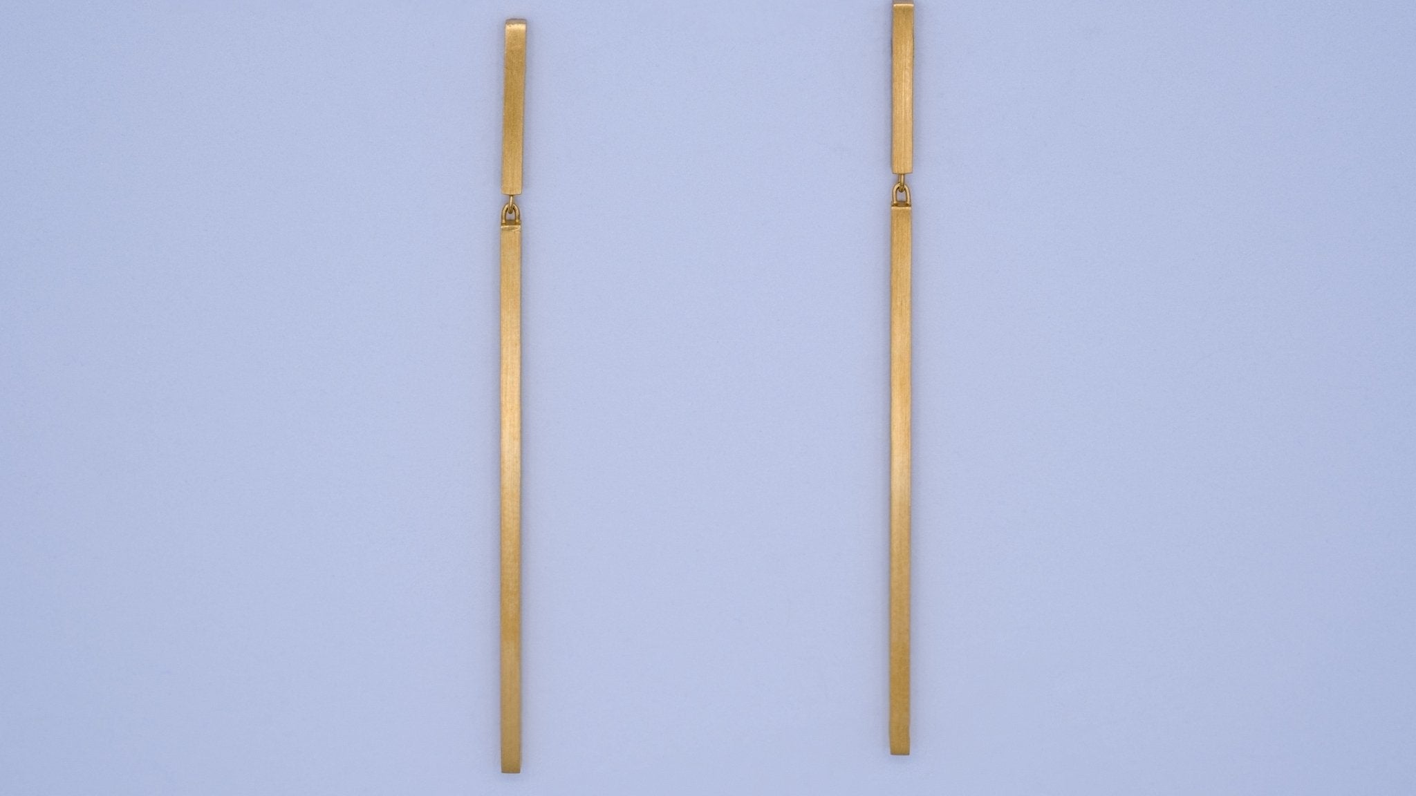 Gold swing oorbellen - Dona Aurora