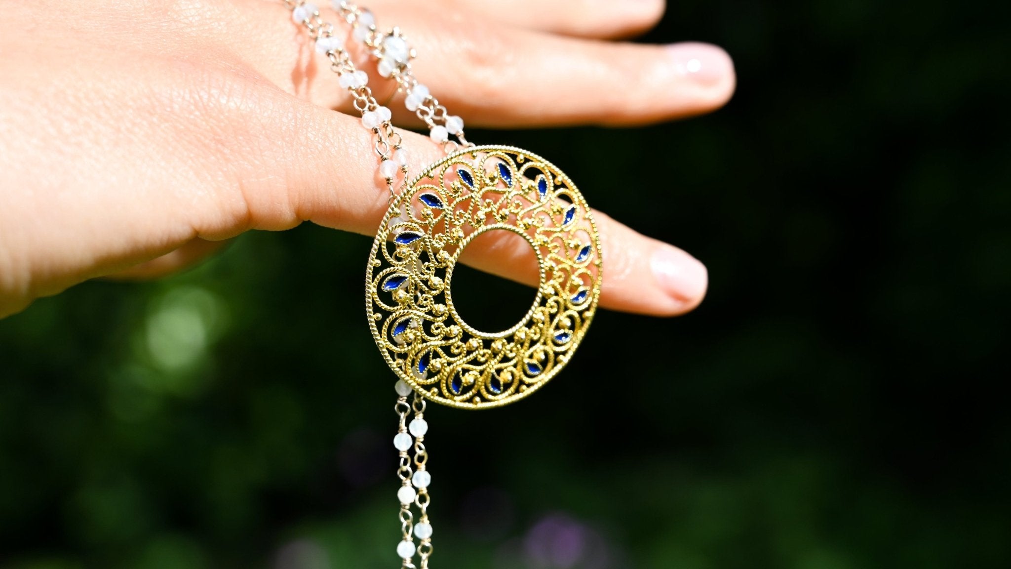 Ketting met filigraan en maansteen - Dona Aurora