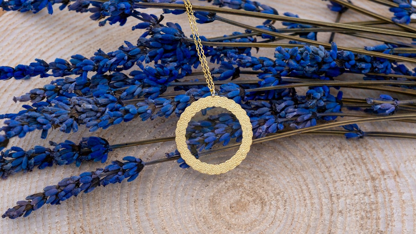 Ketting rond verguld - Dona Aurora