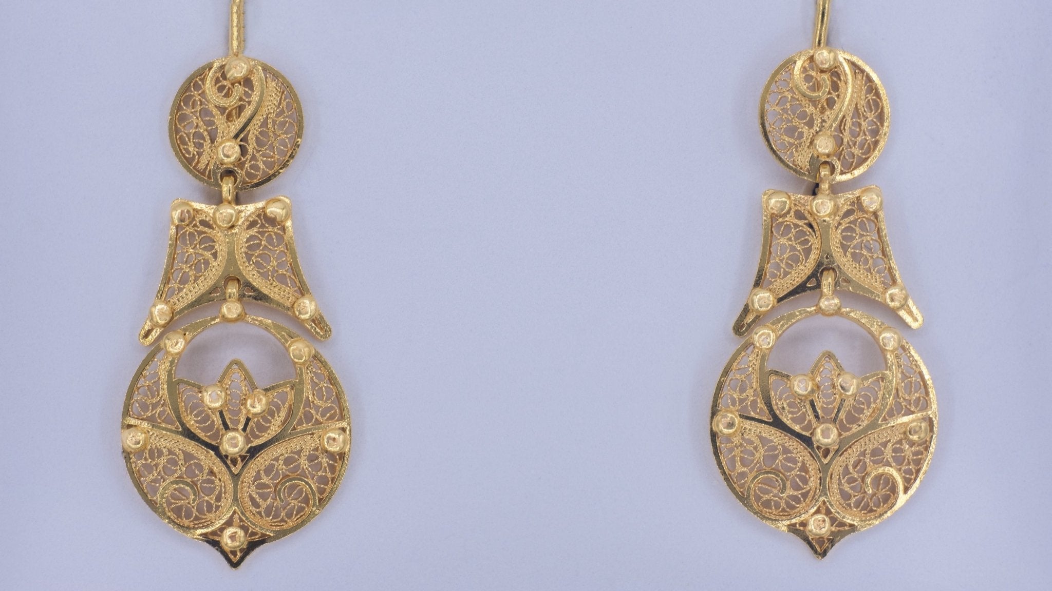 Sierlijke gouden filigraan oorbellen - Dona Aurora