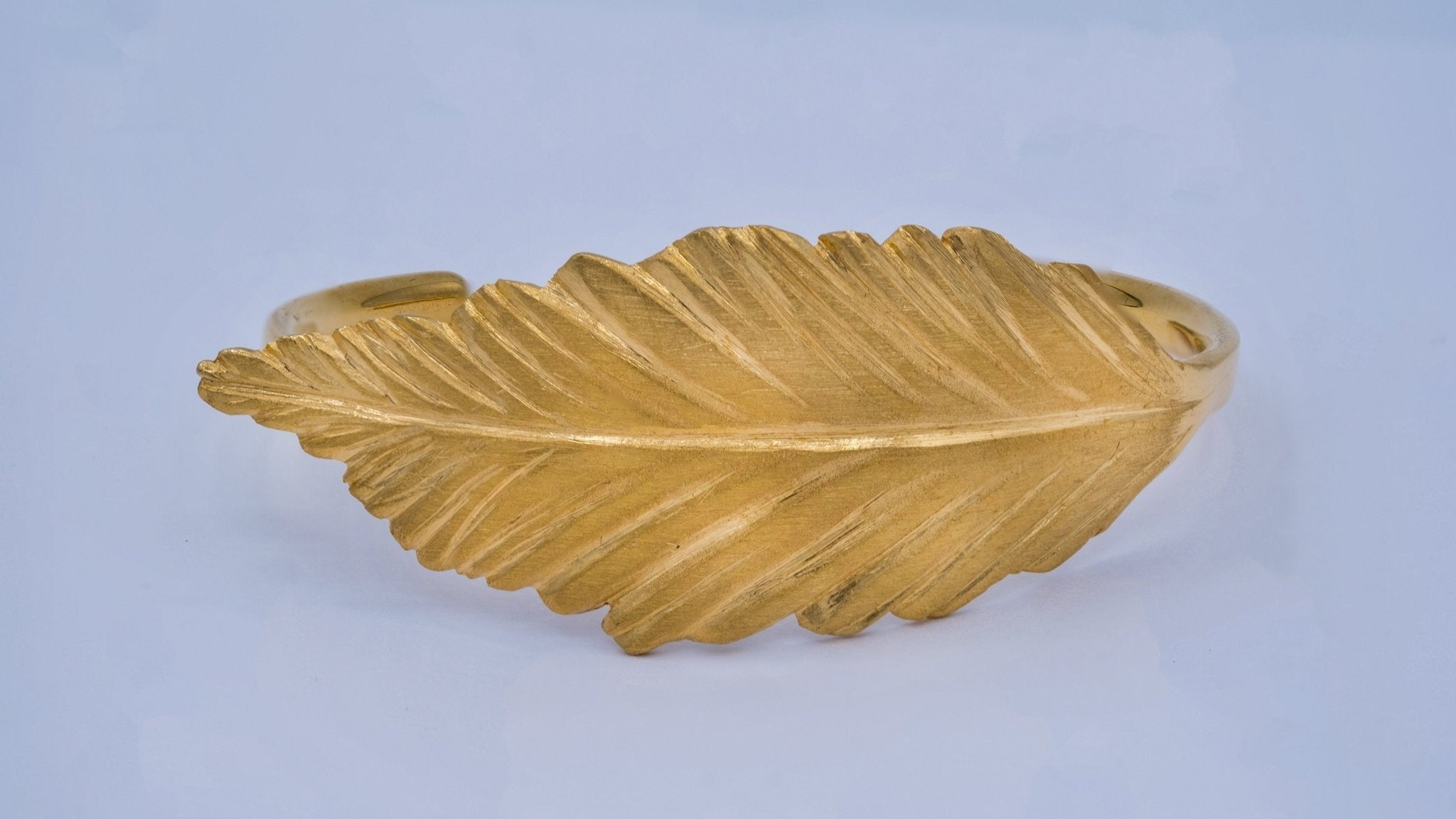 Vergulde blaadjes armband - Spring collectie - Dona Aurora