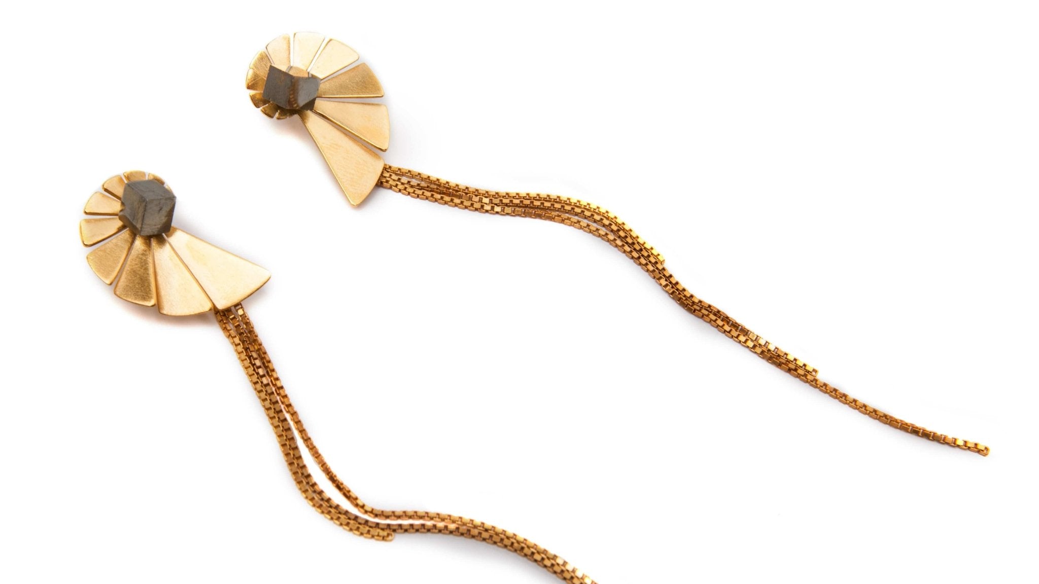 Vergulde designer hangoorbellen met pyriet - Dona Aurora