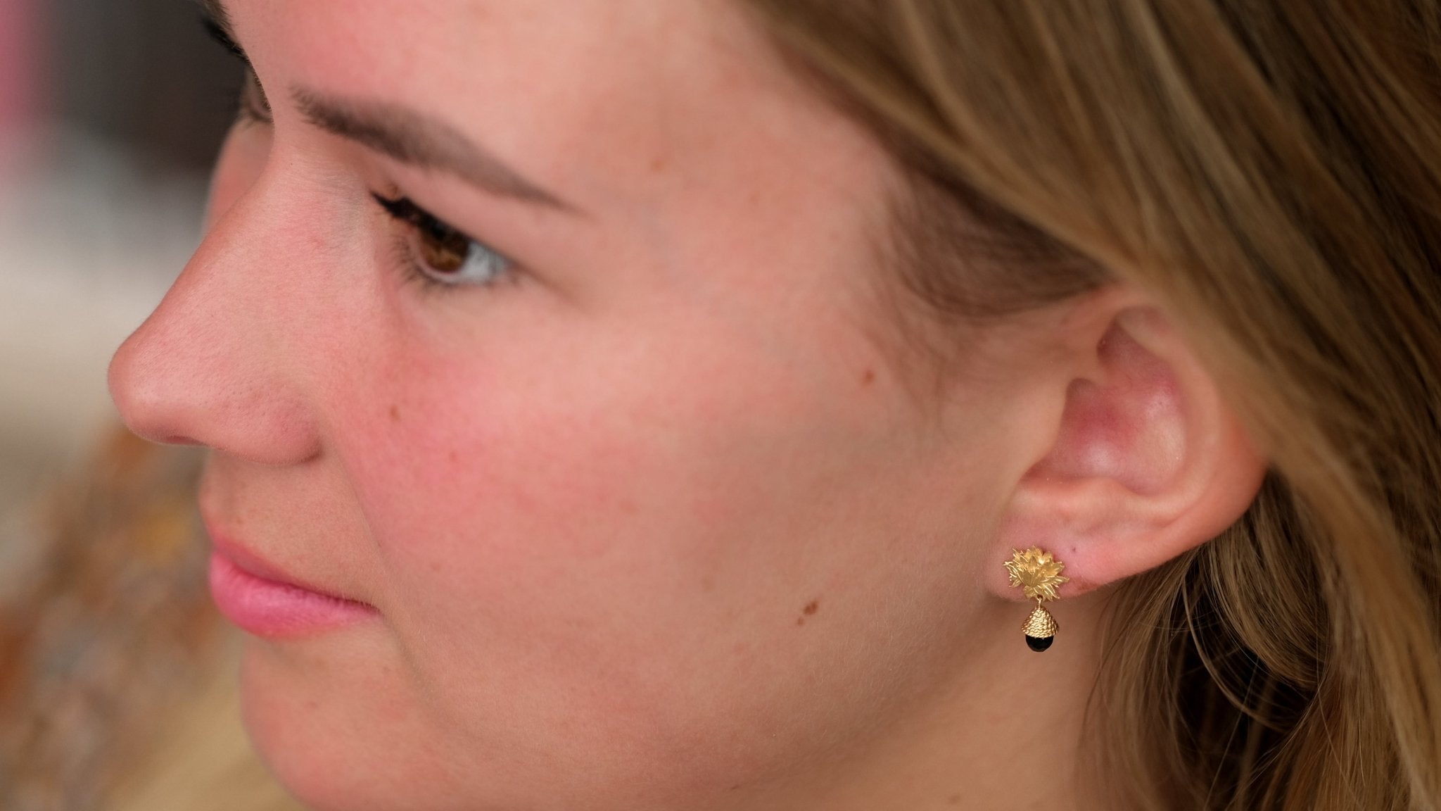 Water lily oorbellen met onyx - Dona Aurora