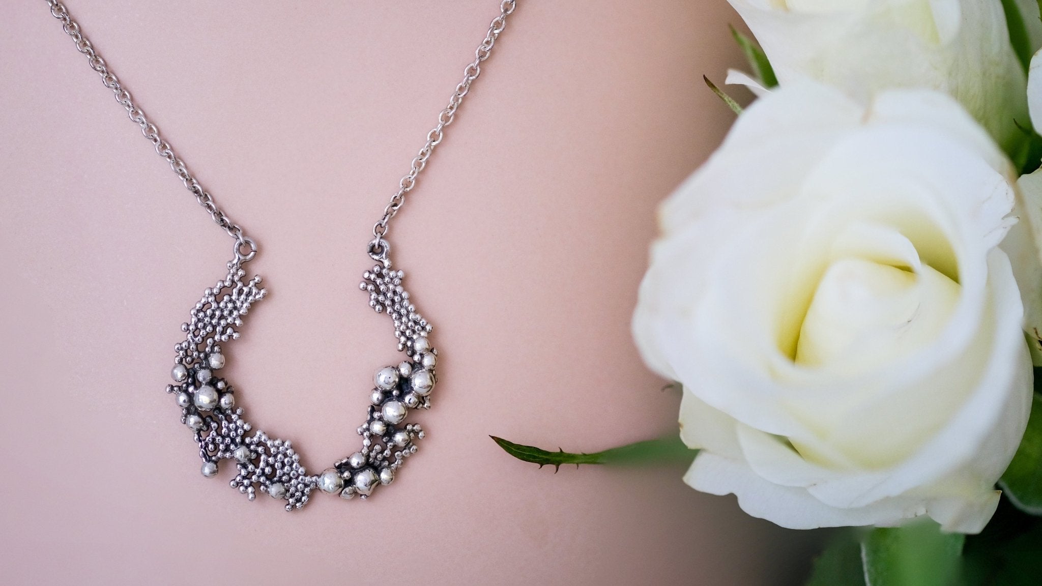 Zilveren open ketting met bubbels - Dona Aurora