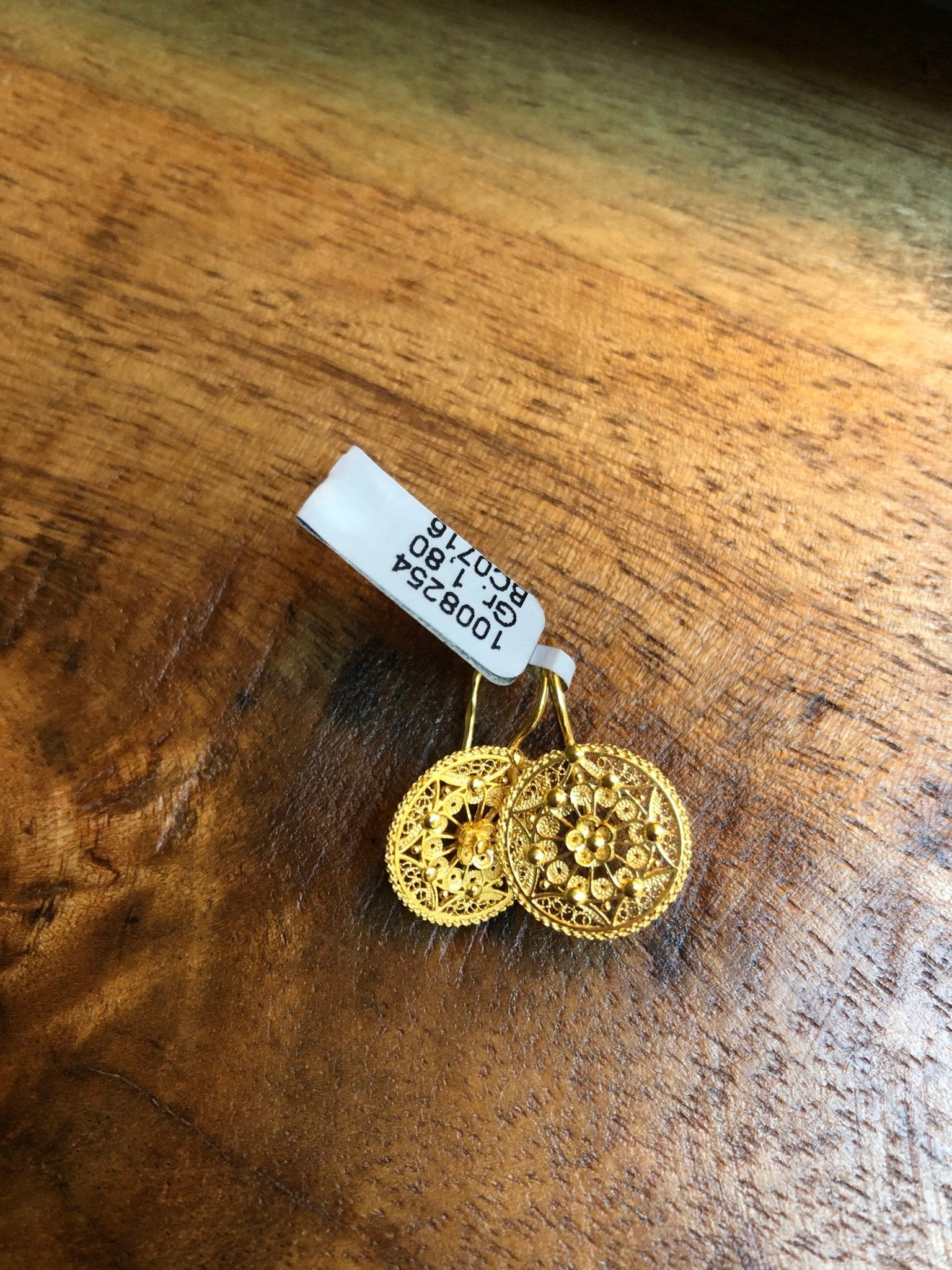 Gouden filigraan oorbellen rond - Dona Aurora